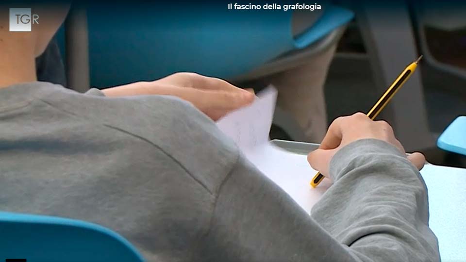 Il fascino della grafologia - TGR Abruzzo gennaio 2025.