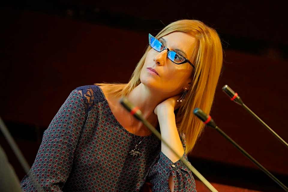 Associazione AGAF Pescara - Elsa Abrugiato durante una conferenza